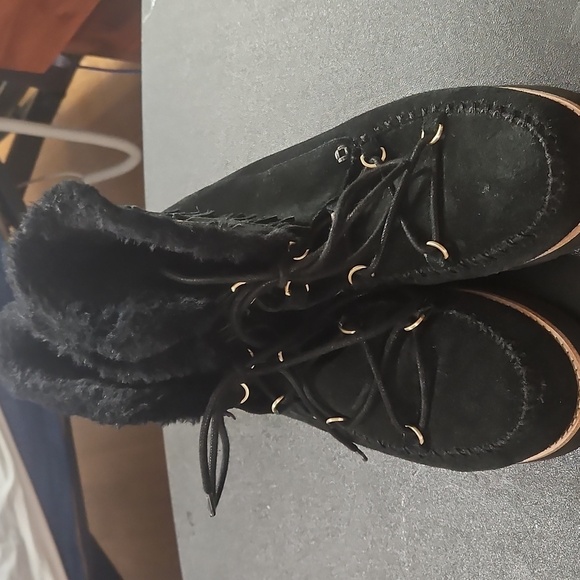 Jack Rogers Women's 9.5M Vera Suede Lace Up Fur Lined Waterproof Moc Boots - Picture 4 of 10